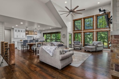 Smith Lake - Custom-built home with 5 beds, 4 baths + bunk room - photo 6