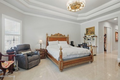 Step into refined elegance with this stunning 5-bedroom, 4 - photo 28