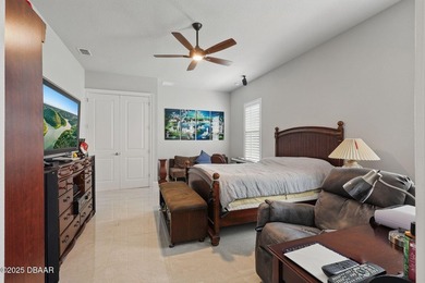 Step into refined elegance with this stunning 5-bedroom, 4 - photo 33