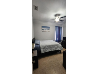 Beautiful 4-Bedroom/3 Bath and Den Home on a Private Lot - - photo 39