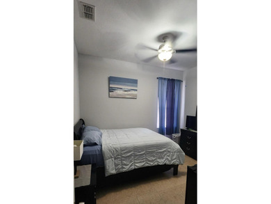 Beautiful 4-Bedroom/3 Bath and Den Home on a Private Lot - - photo 42