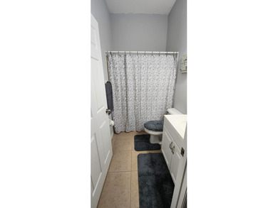 Beautiful 4-Bedroom/3 Bath and Den Home on a Private Lot - - photo 45