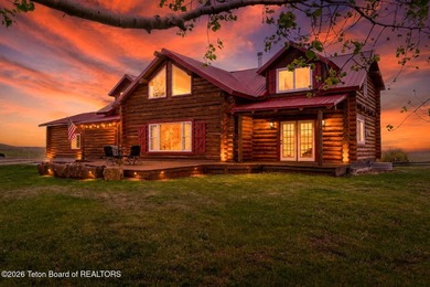 Stunning 2,532 sq ft log home on 90 working acres in the heart - photo 7