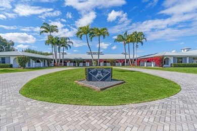 (private lake, pond, coastal) Home For Sale in Wellington Florida