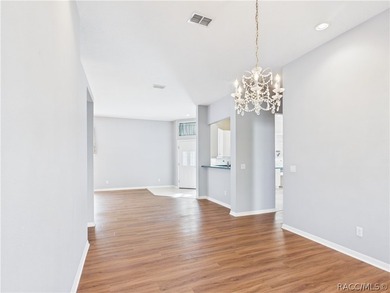One or more photo(s) has been virtually staged. Rare floor plan - photo 15