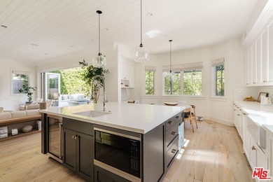 Welcome to 16045 Northfield. Situated in the El Medio Bluffs - photo 19