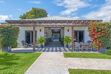 Tucked away in a quiet, secluded setting yet optimally - photo 10