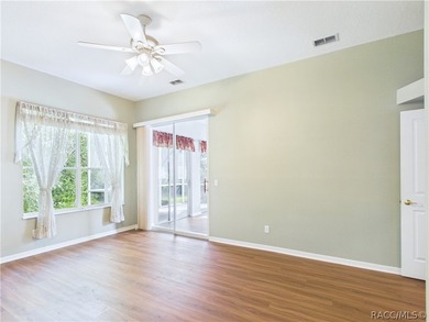 One or more photo(s) has been virtually staged. Rare floor plan - photo 25