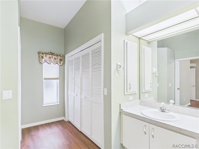 One or more photo(s) has been virtually staged. Rare floor plan - photo 31