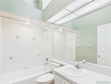 One or more photo(s) has been virtually staged. Rare floor plan - photo 40
