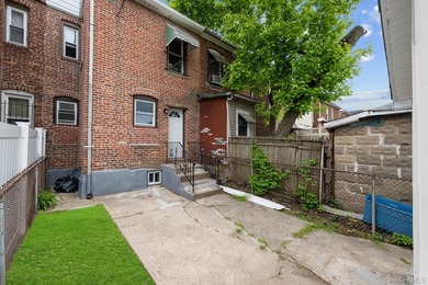 Space, style & modern luxury come together at 114-06 Inwood - photo 13