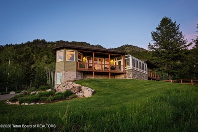 Experience the privacy and tranquility of mountain living in - photo 1