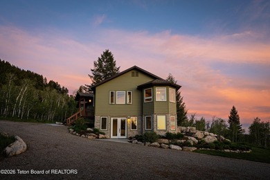 Experience the privacy and tranquility of mountain living in - photo 2