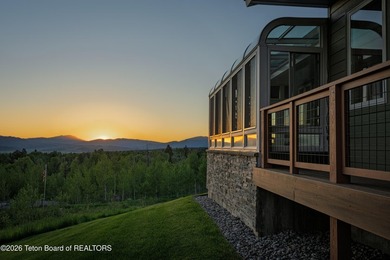 Experience the privacy and tranquility of mountain living in - photo 3
