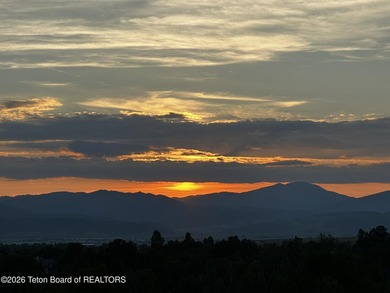 Experience the privacy and tranquility of mountain living in - photo 6