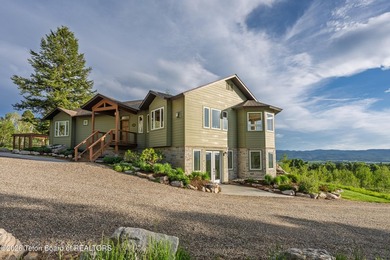 Experience the privacy and tranquility of mountain living in - photo 8
