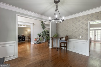 Classic brick home in one of the area's most sought-after - photo 8