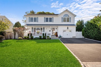 Built in 2000, this stunning 4-bedroom, 2.5-bath Colonial offers - photo 1