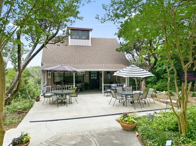 Lake house on beautiful Lake Whitney! This home offers a - photo 1