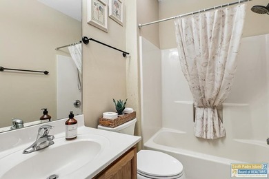 Welcome to coastal living at its best! This charming 3-bedroom - photo 11