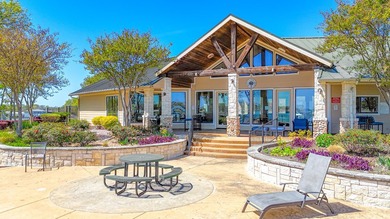 Great opportunity to own a beautiful waterfront homesite - photo 13
