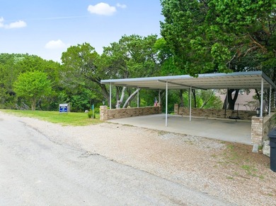 Lake house on beautiful Lake Whitney! This home offers a - photo 4