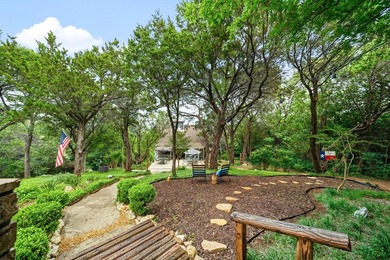 Lake house on beautiful Lake Whitney! This home offers a - photo 5