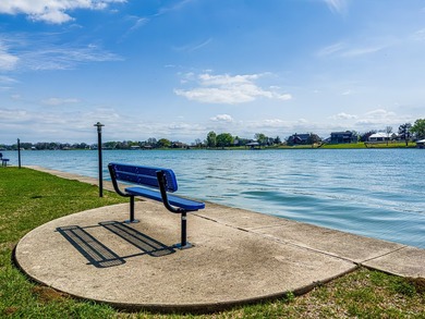Great opportunity to own a beautiful waterfront homesite - photo 17