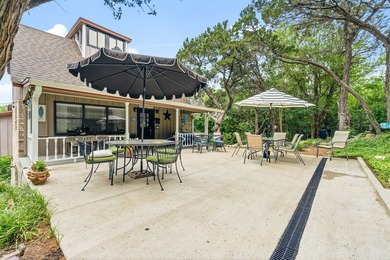 Lake house on beautiful Lake Whitney! This home offers a - photo 8
