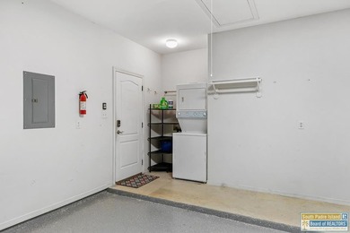 Welcome to coastal living at its best! This charming 3-bedroom - photo 21