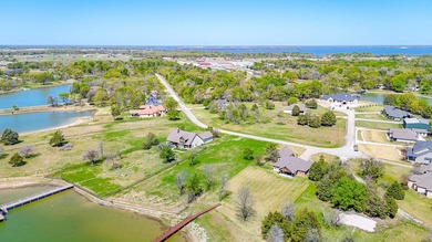 Great opportunity to own a beautiful waterfront homesite - photo 30