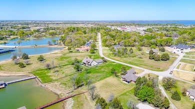 Great opportunity to own a beautiful waterfront homesite - photo 31