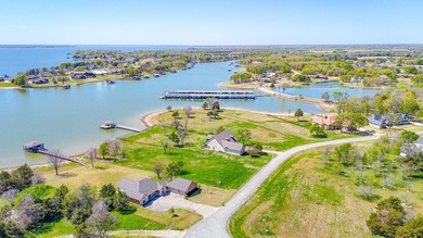 Great opportunity to own a beautiful waterfront homesite - photo 33