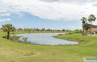 Welcome to coastal living at its best! This charming 3-bedroom - photo 34