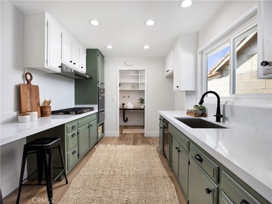 Beautifully refreshed and move-in ready, this 4-bedroom - photo 6