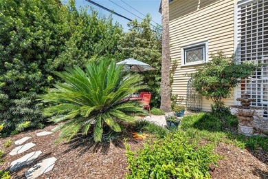 Seller has this property in immaculate TIP-TOP condition!! It - photo 3