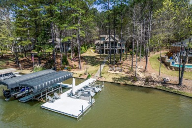 COMPLETELY RENOVATED REYNOLDS LAKEFRONT HOME !! This lakefront - Lake Home For Sale in Greensboro, Georgia