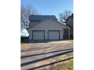 Green Lake - Kandiyohi County Home Sale Pending in Spicer Minnesota