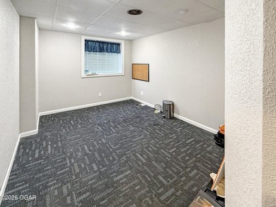 Prime opportunity in the heart of downtown Joplin! This 5,600 sq