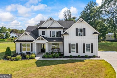 Lake Lanier Home For Sale in Cumming Georgia