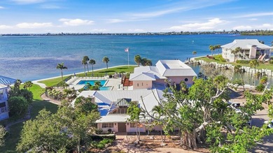 Highly sought-after direct bayfront residence, beautifully - photo 33