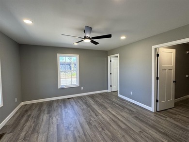 Brand new construction just minutes from Barren River Lake. This - photo 7
