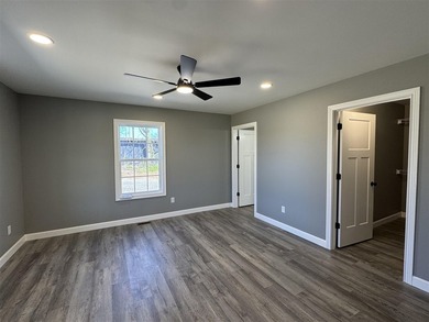 Brand new construction just minutes from Barren River Lake. This - photo 8