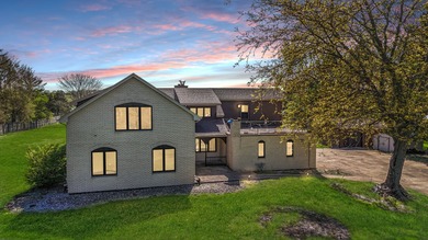 (private lake, pond, creek) Home For Sale in Crete Illinois