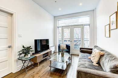 Condo lumineux idealement situe dans un quartier paisible borde - photo 7