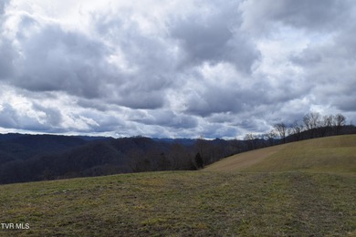 Escape to the tranquility of nature with this incredible - photo 6