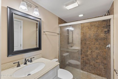 This beautifully updated 2 bedroom, 2.5 bath Harbourside II - photo 20