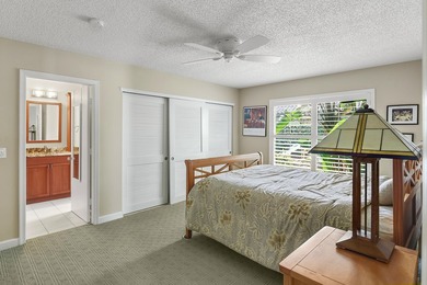 Like new! Bring your golf clubs, boat and your mother-in-law - photo 30