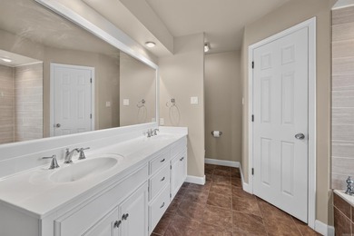 This charming, well-maintained home offers the best of both - photo 36