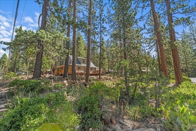 Discover classic Tahoe charm at this inviting 2-bedroom, 2 - photo 8